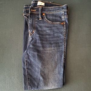 Petite 10" High-rise Skinny Jeans